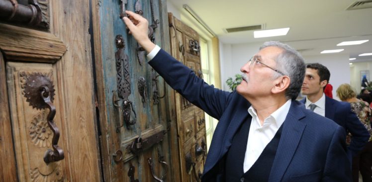 Beykoz’da Sesten Öte “Geleneksel Kapı Tokmakları Sergisi” Açıldı