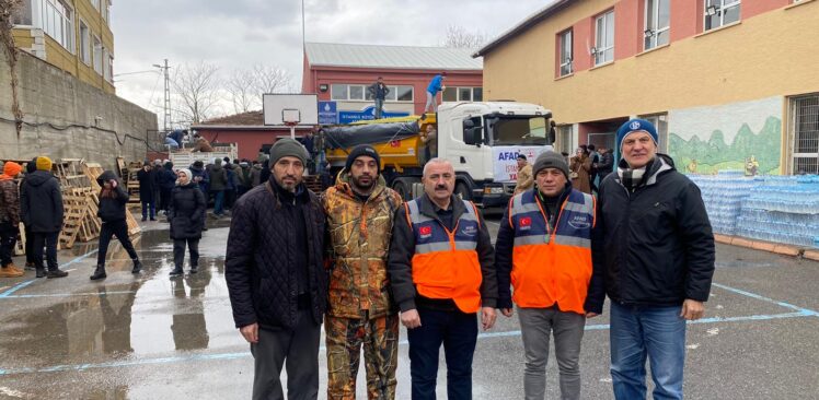 Beykoz Muhtarlarından Deprem Bölgesine Yardım